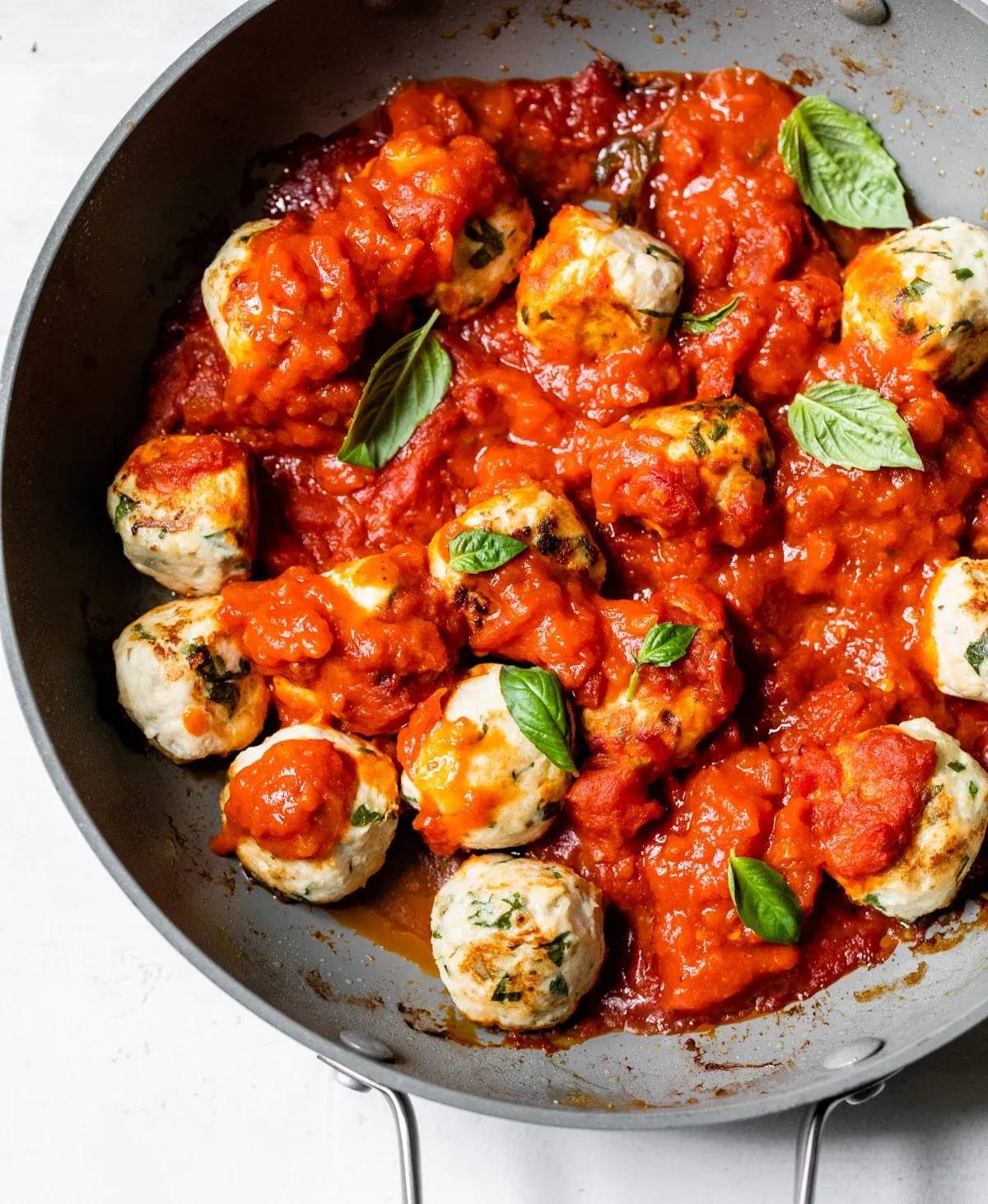 Best Italian Chicken Meatballs {Paleo, Whole30}