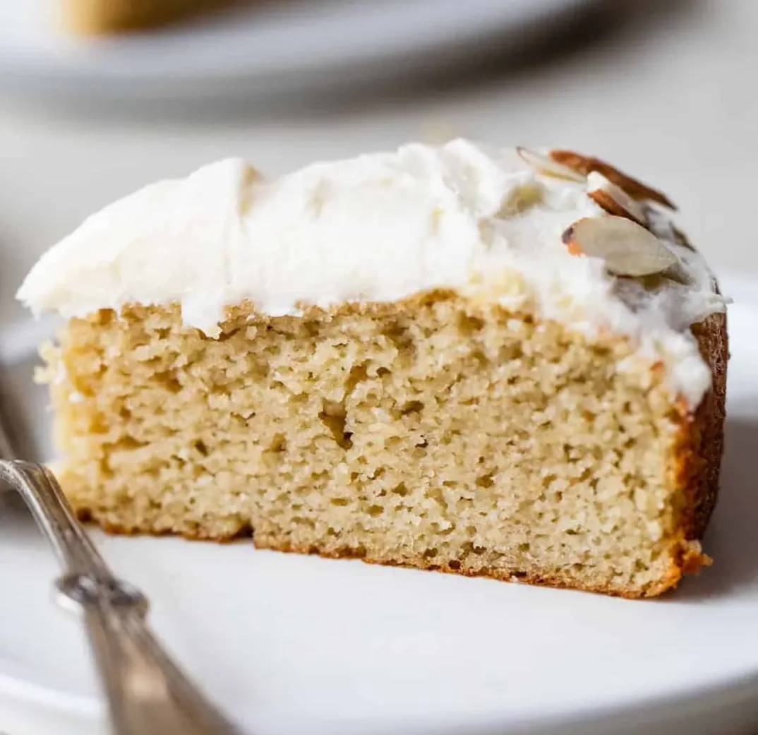 Almond Flour Vanilla Cake