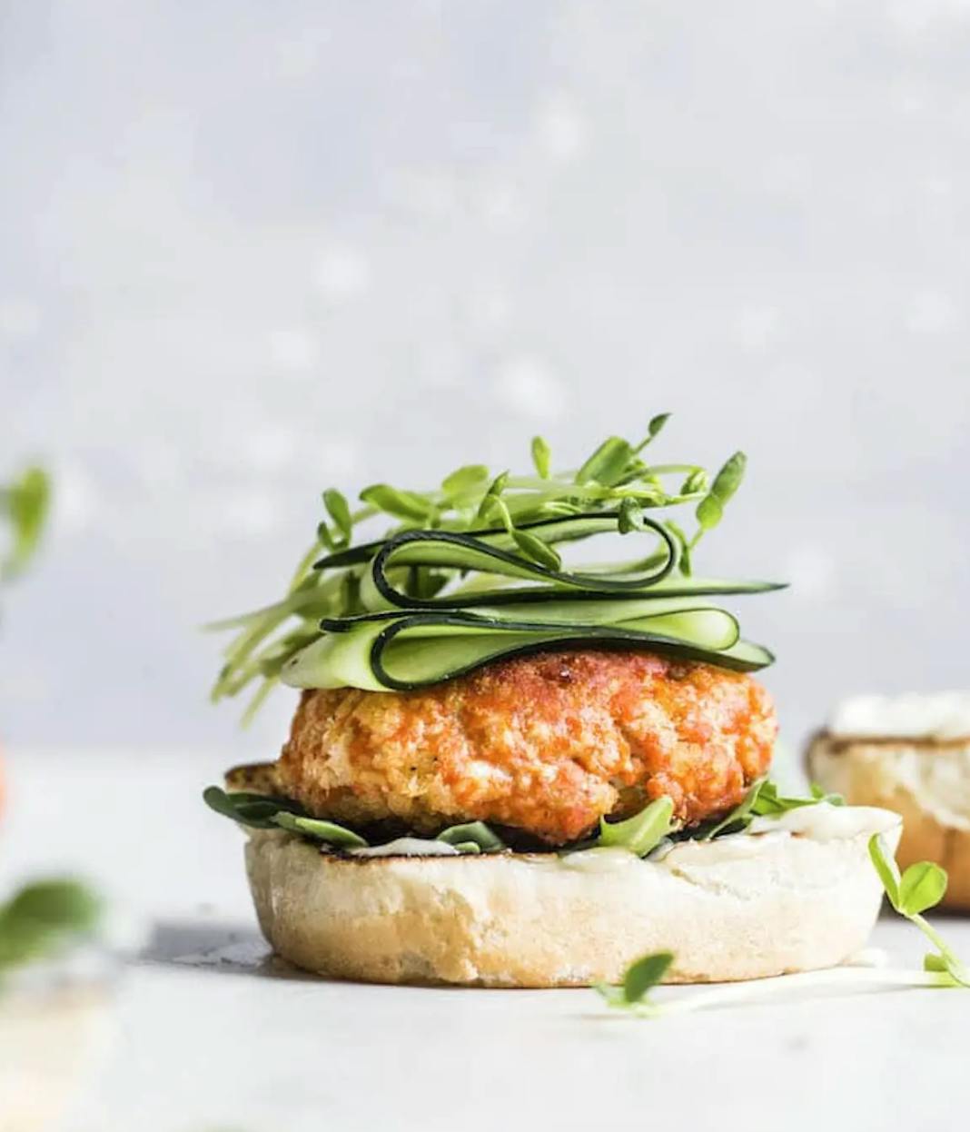 https://thealmondeater.com/pan-seared-salmon-burgers-with-garlic-aioli/