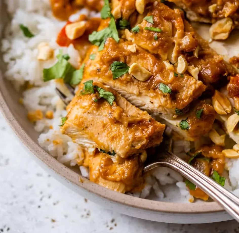 Slow Cooker Peanut Chicken