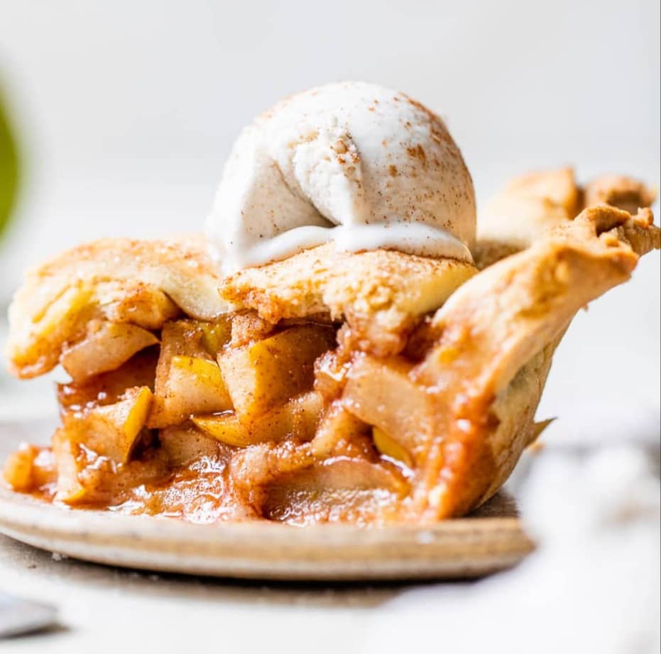 Chai Spice Vegan Pear Pie