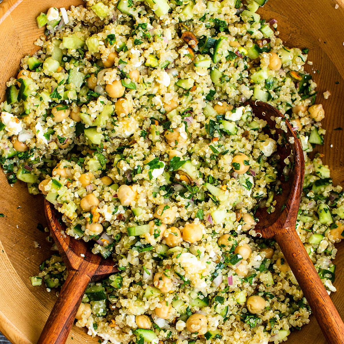 bowl of jennifer aniston salad