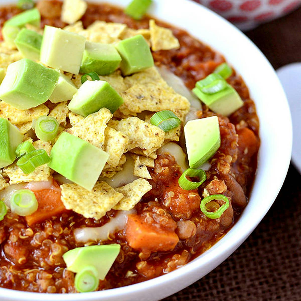 bowl of kickin green chili