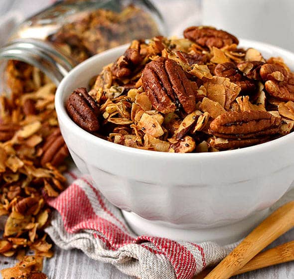 bowl of chickpea salad