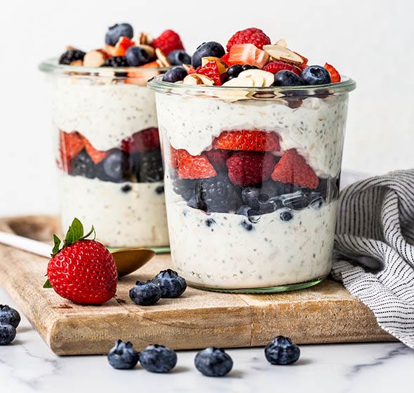 containers of high protein overnight oats