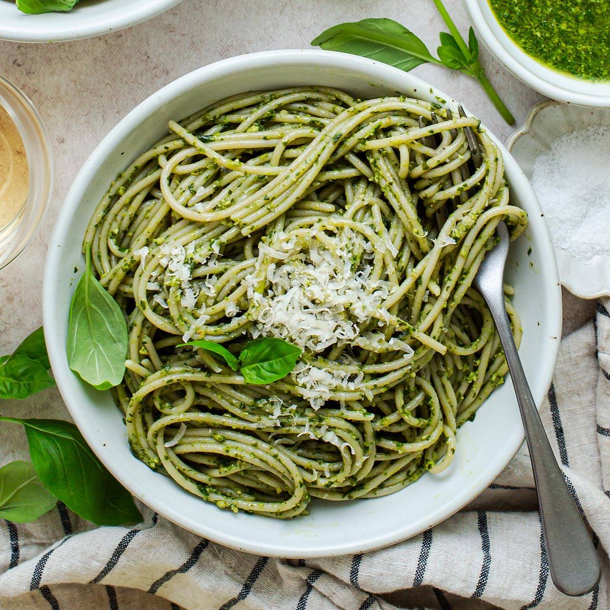 Bowl of easy pesto pasta