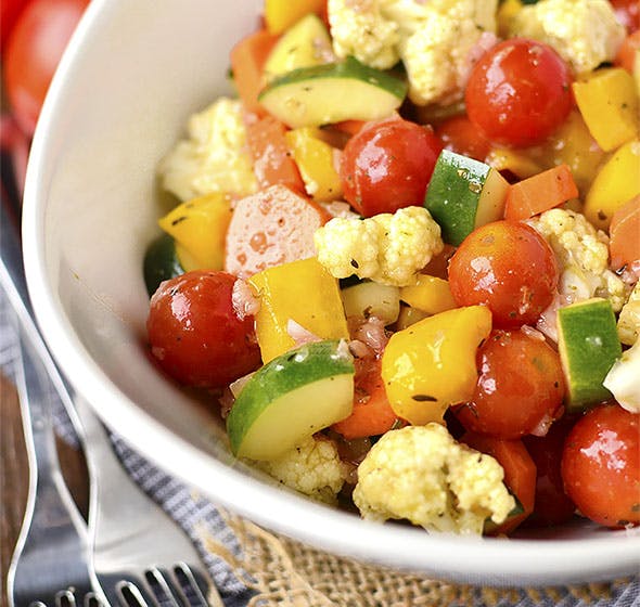 bowl of mediterranean chicken pasta