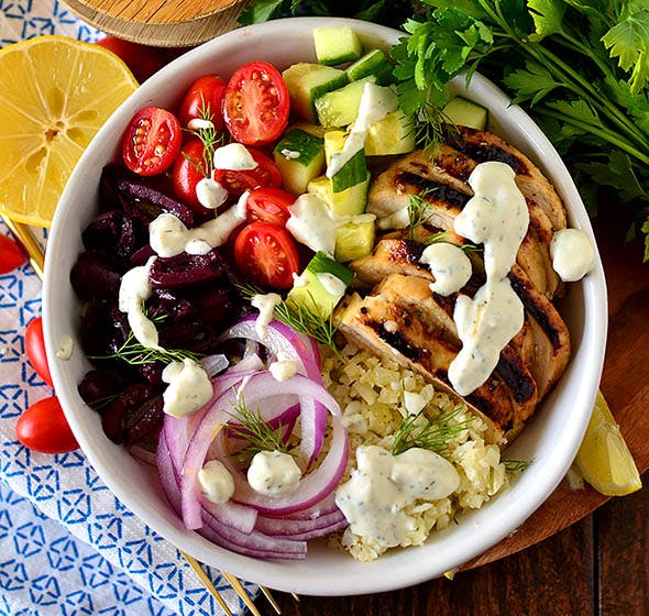 overhead bowl of low carb greek chicken bowll