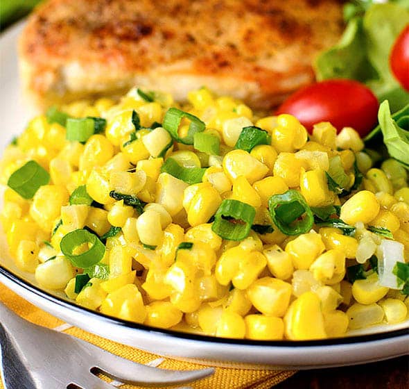 plate with summer sweet corn and chicken