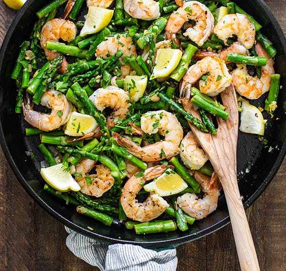 pan of shrimp & asparagus