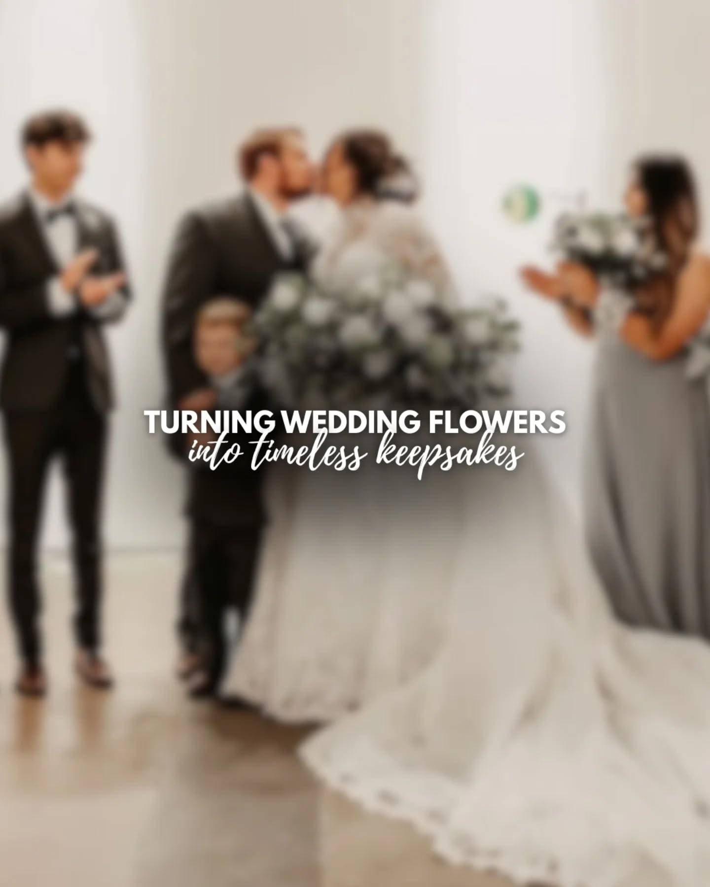 Look how your bouquet can look after preservation😍
From wedding day florals to long-lasting keepsakes made for display.

DM now to secure your date.