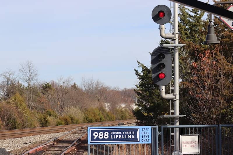 a stop light on a pole