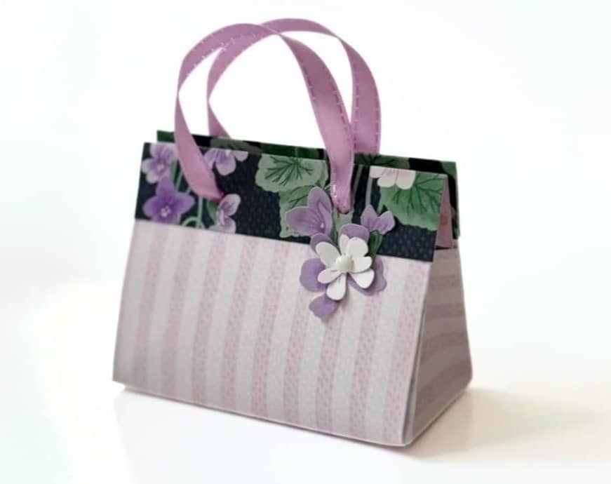 A sweet little mini bag you can make from a 6" x 6" piece of Designer Series Paper