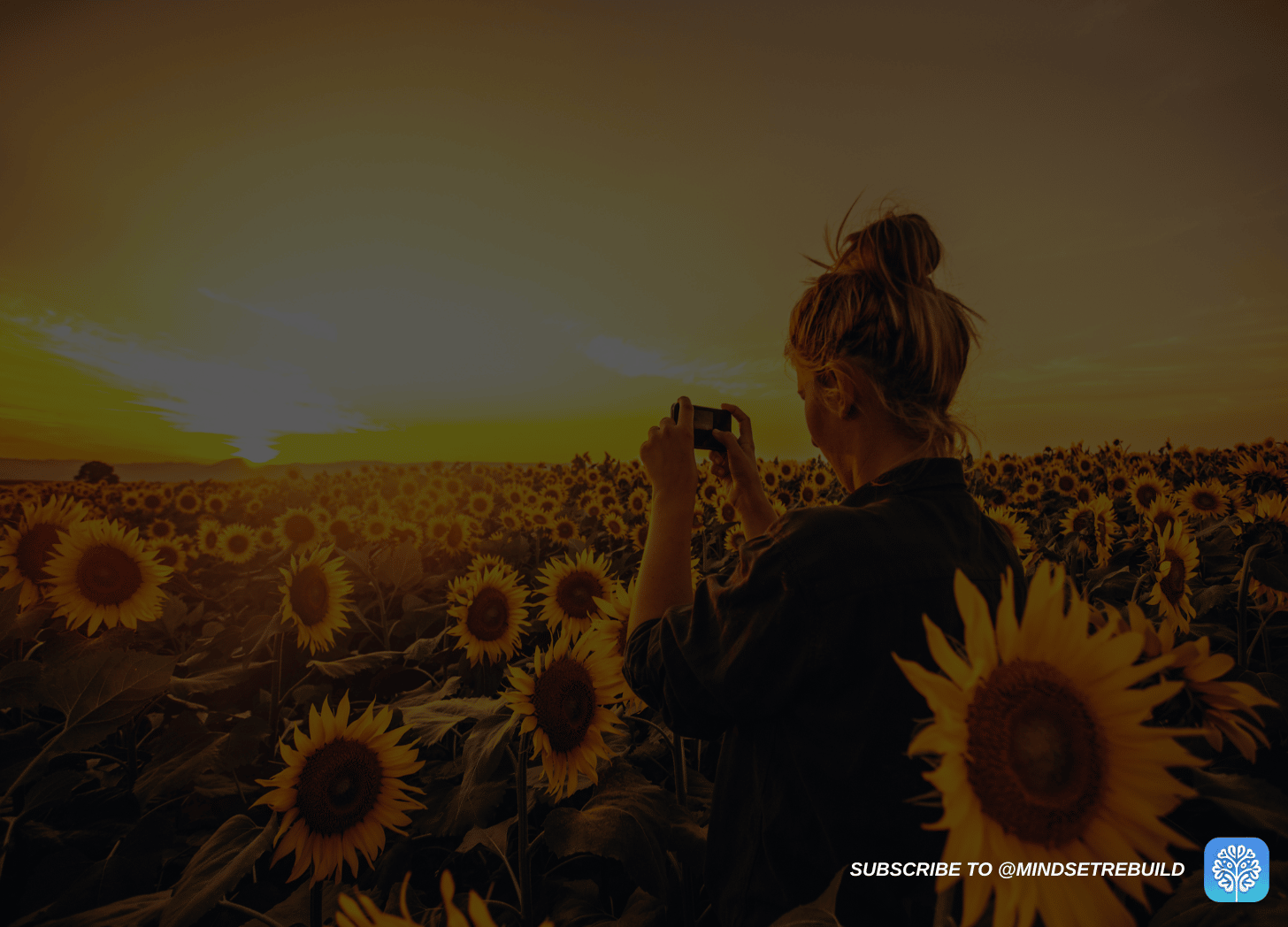 Mindset Minute. The power of the present moment. Women enjoying the sunflowers at sunset.