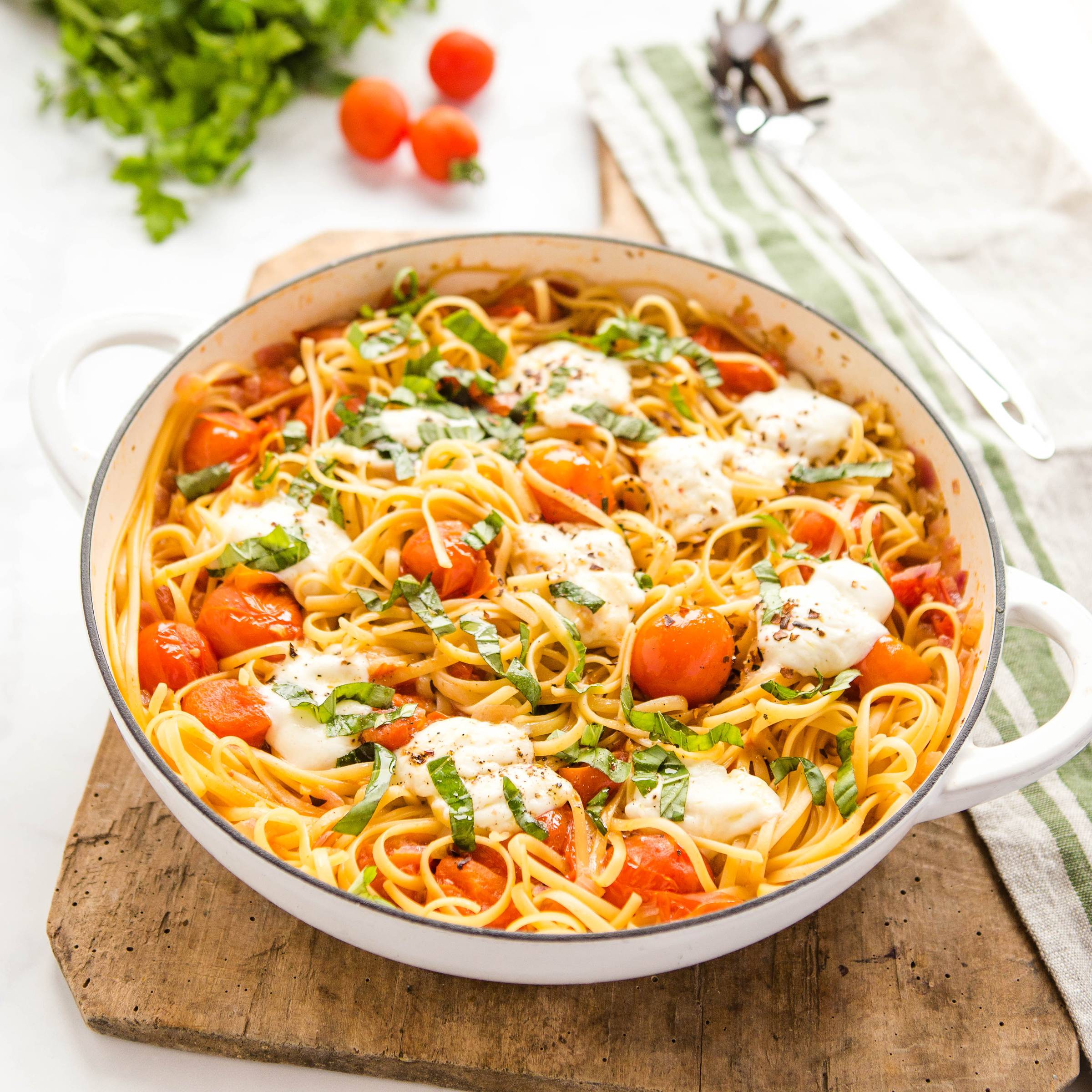 one pot pasta with fresh mozza, tomatoes, and basil