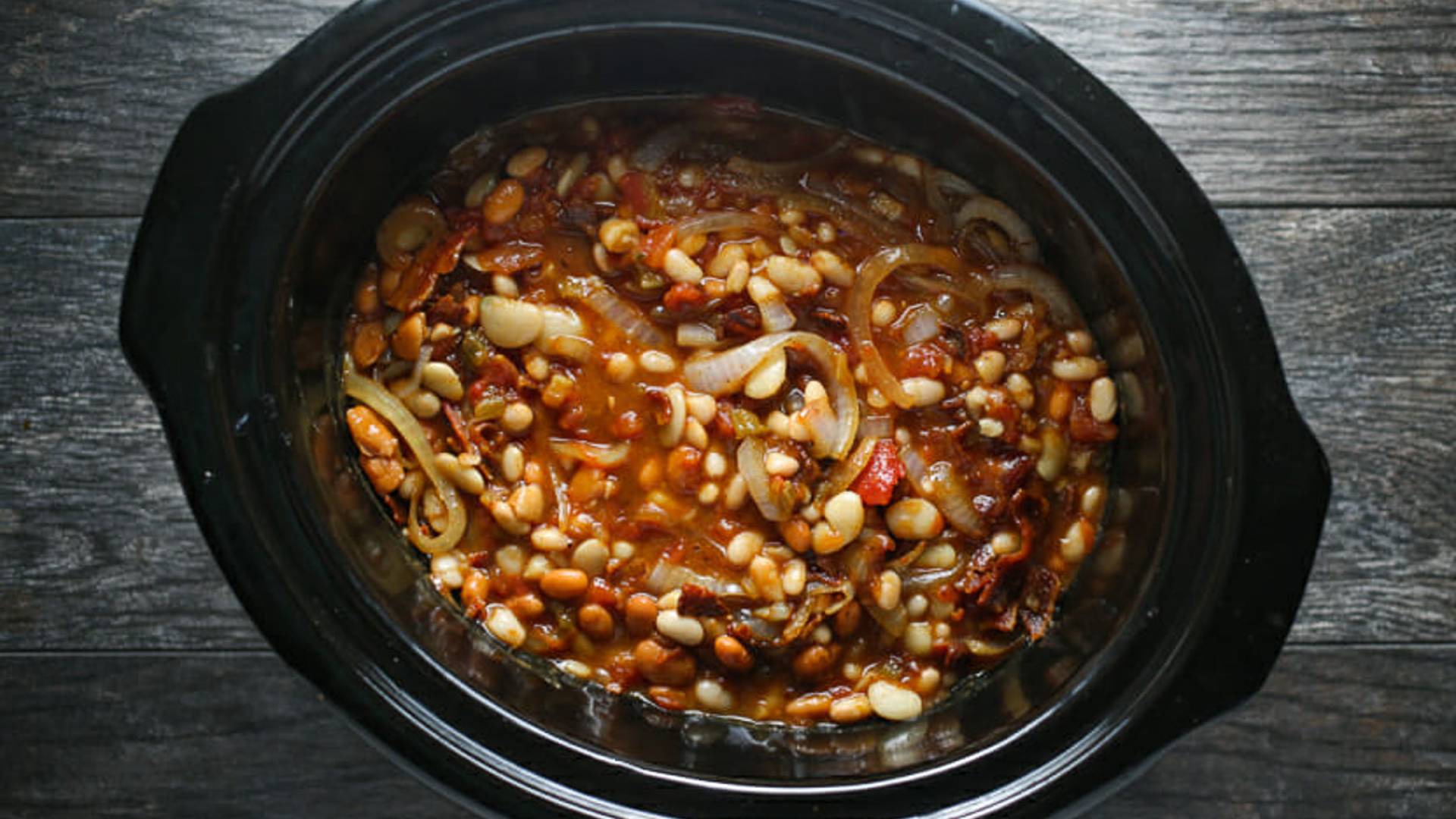 baked beans in a slow cooker