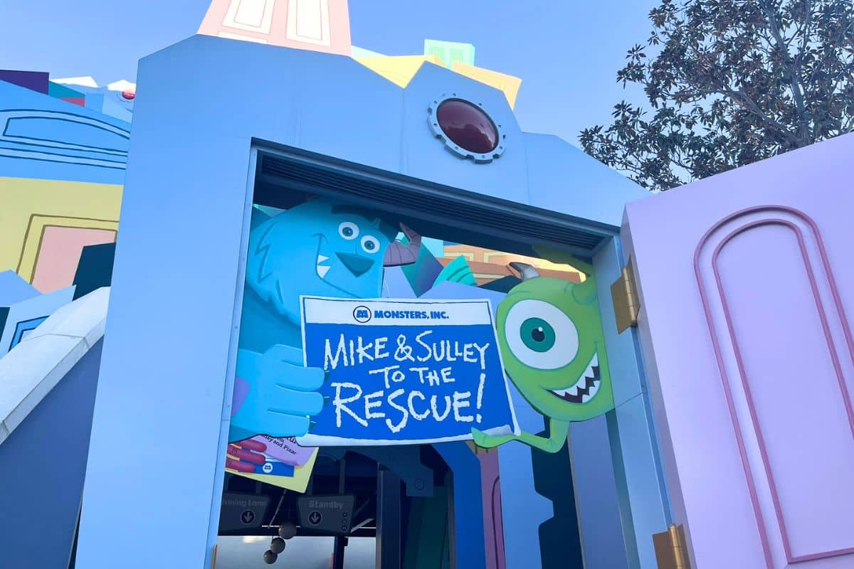 monster's inc mike & sulley to the rescue attraction