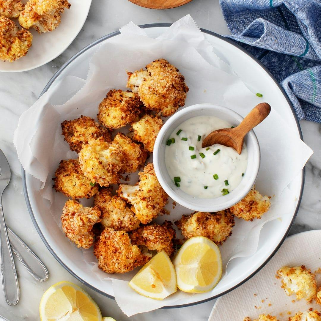 Air fryer cauliflower with tartar sauce