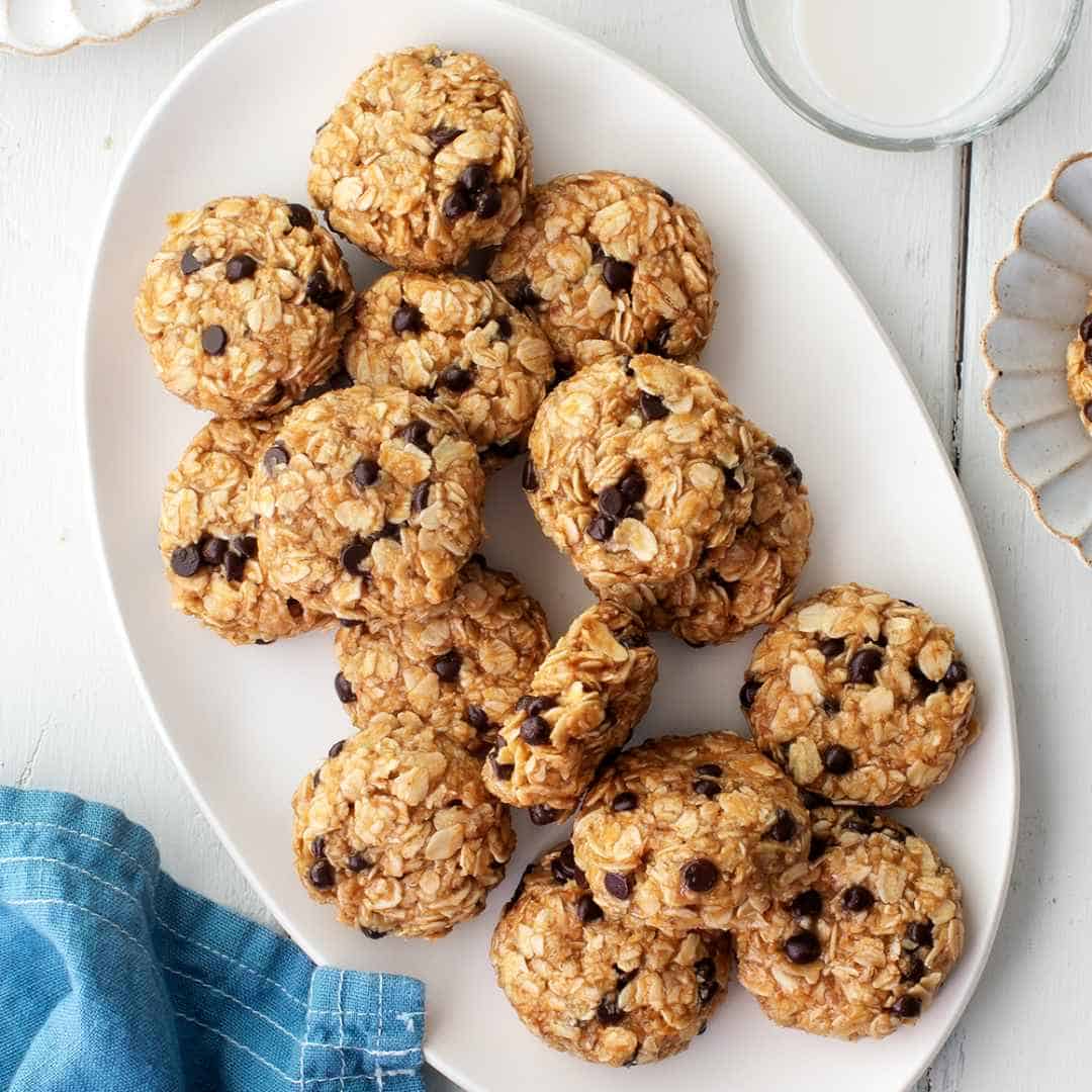 Peanut butter no bake cookies with mini chocolate chips on a plate