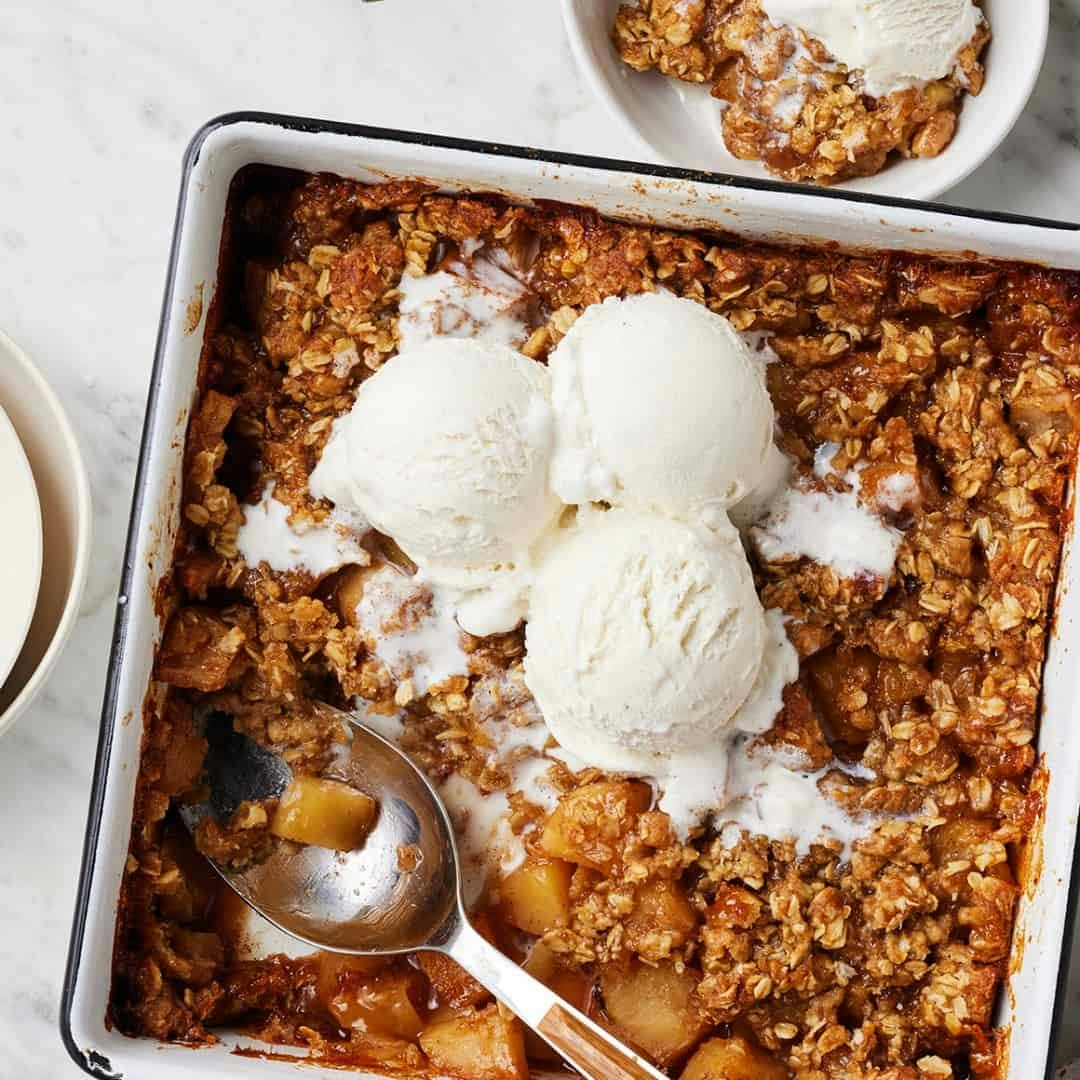 Apple crisp with vanilla ice cream