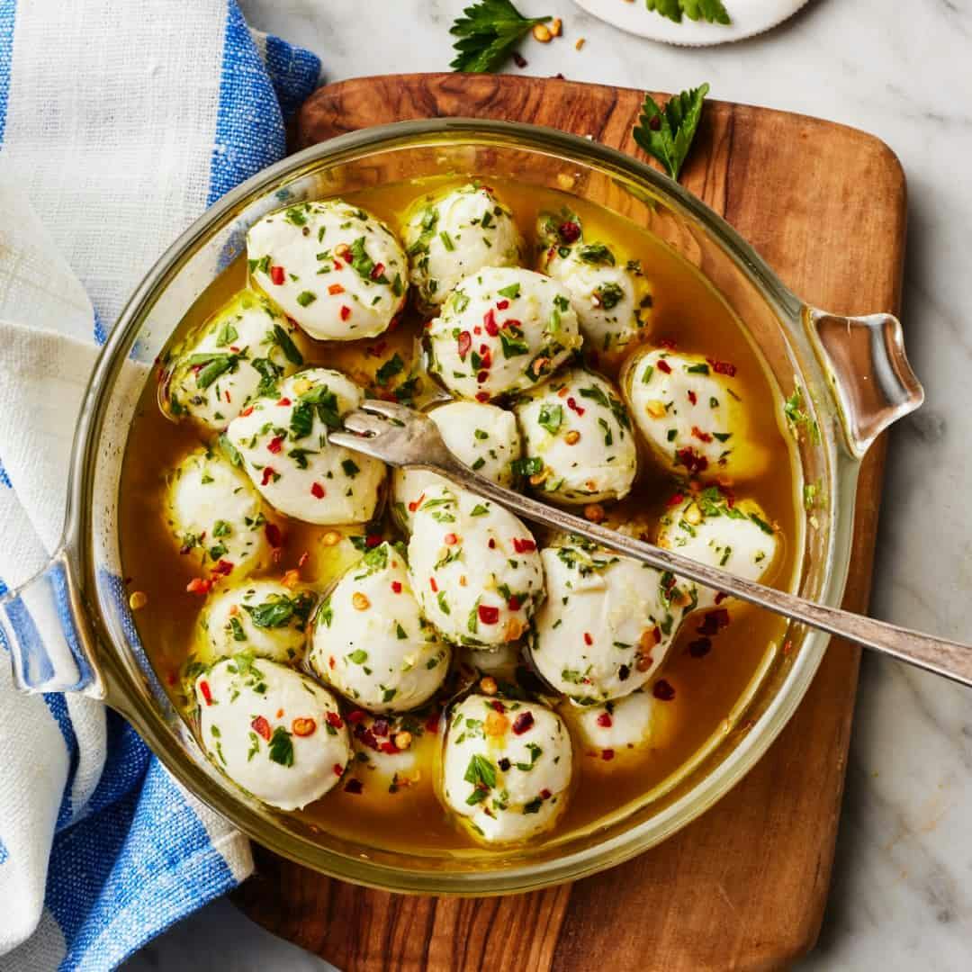 Marinated mozzarella balls