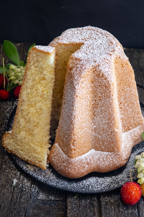 Pandoro Italian Christmas Cake