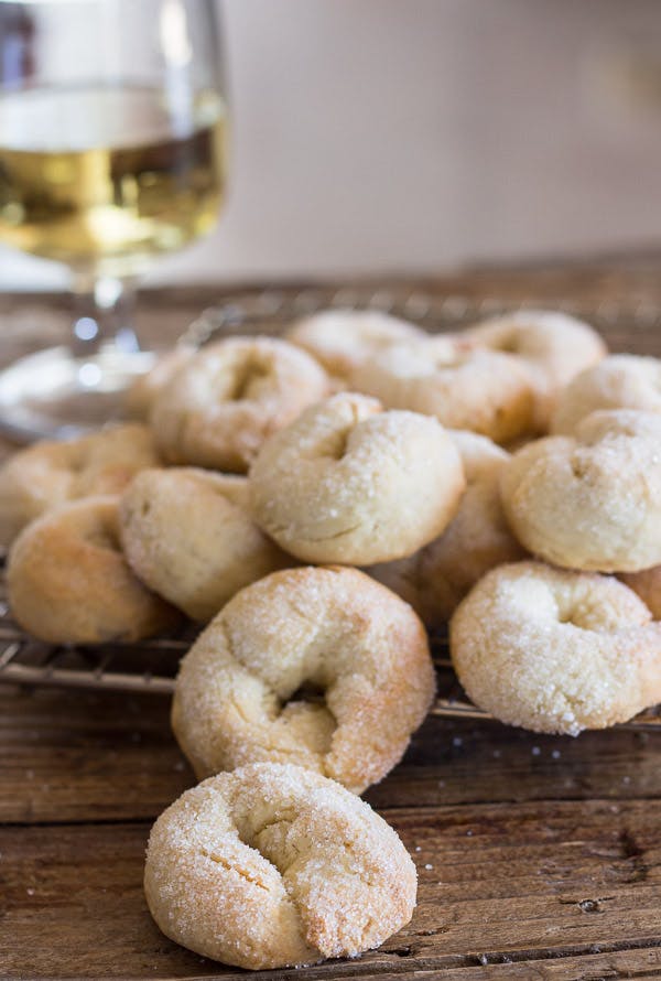 Italian wine cookies on a wire rack.