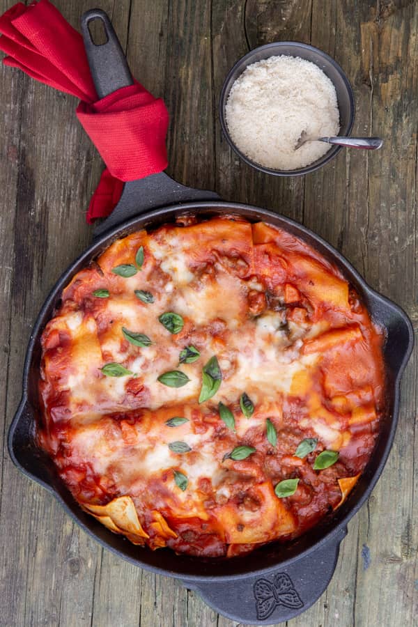 Stovetop skillet lasagna in a black pan.