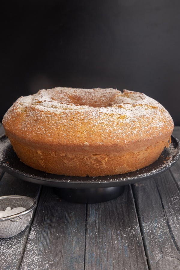 Italian Bundt Cake