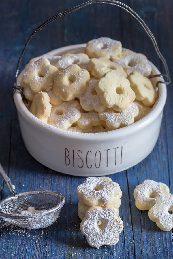 Canestrelli Italian Cookies