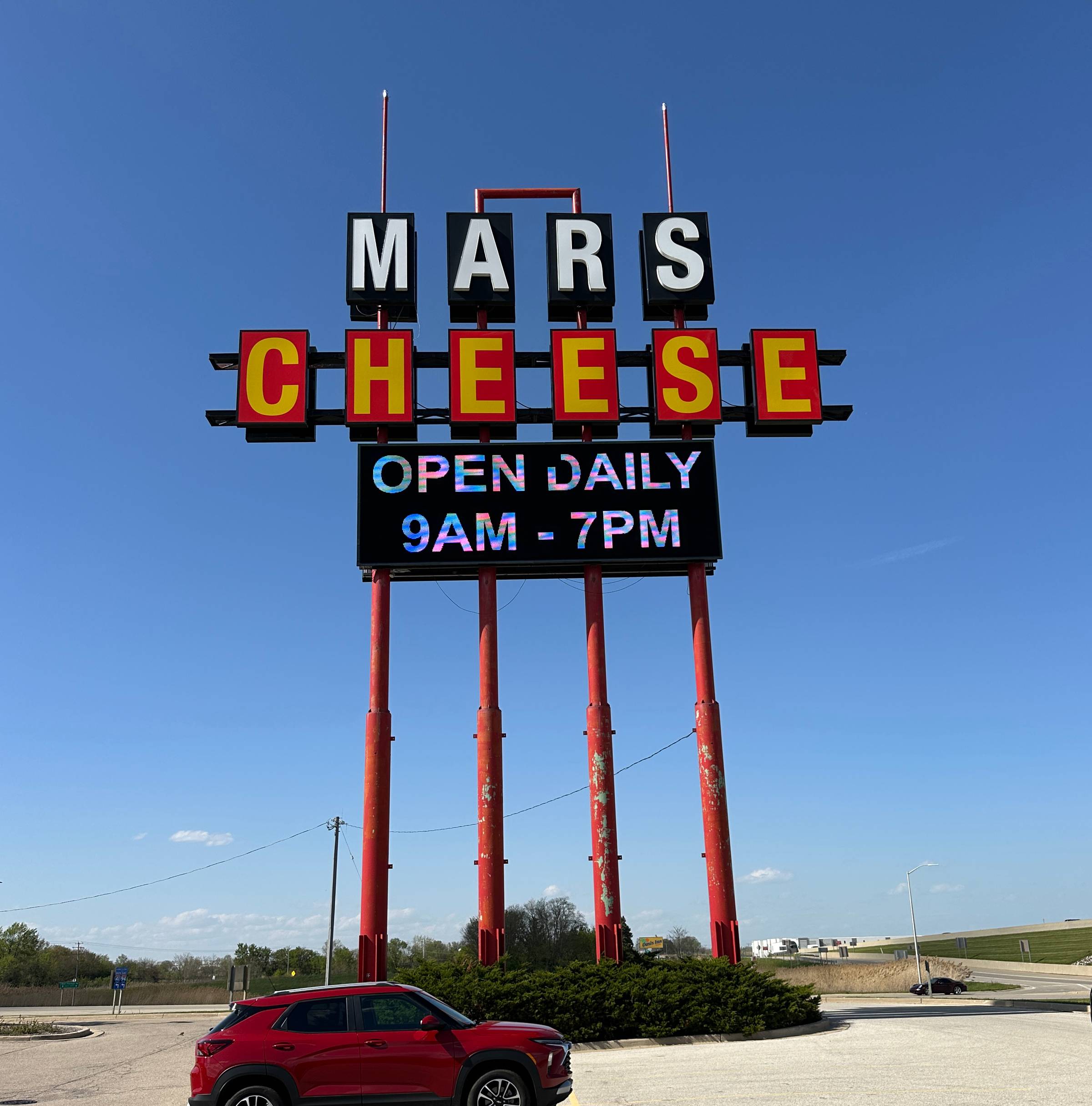 Mars Cheese Castle roadside sign
