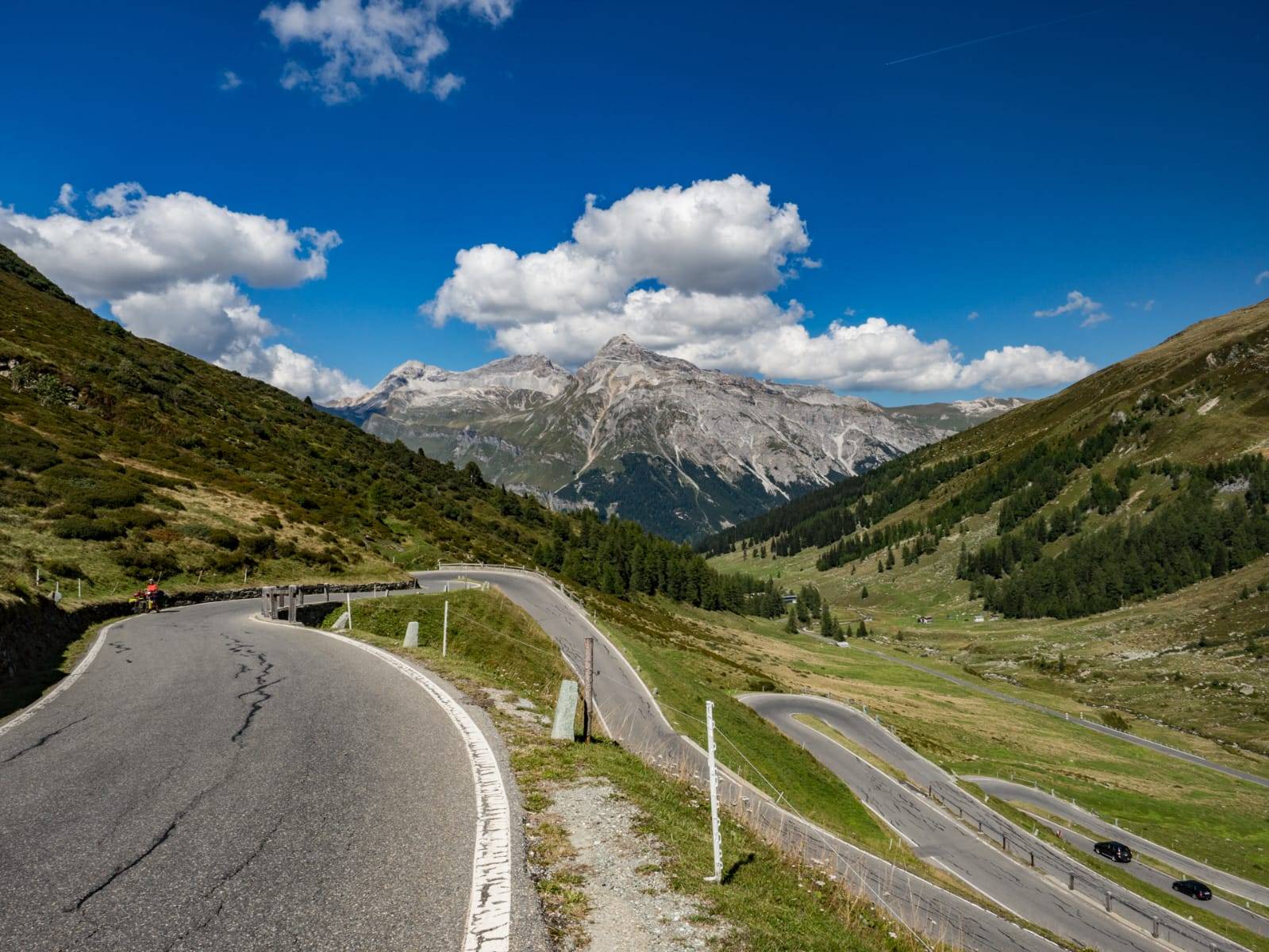 Winding road on a mountain. www.bluegreencoaching.com