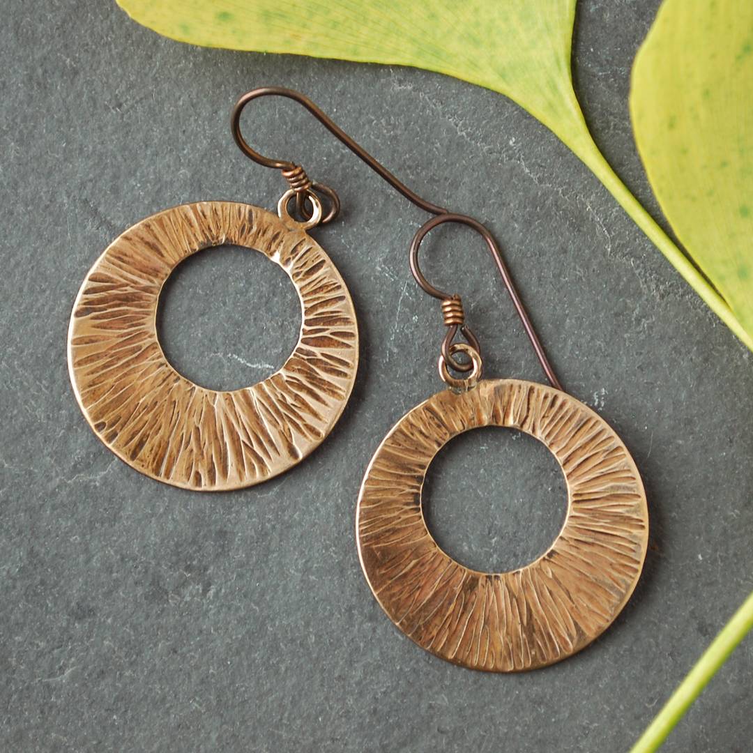 Hammered bronze circle earrings
