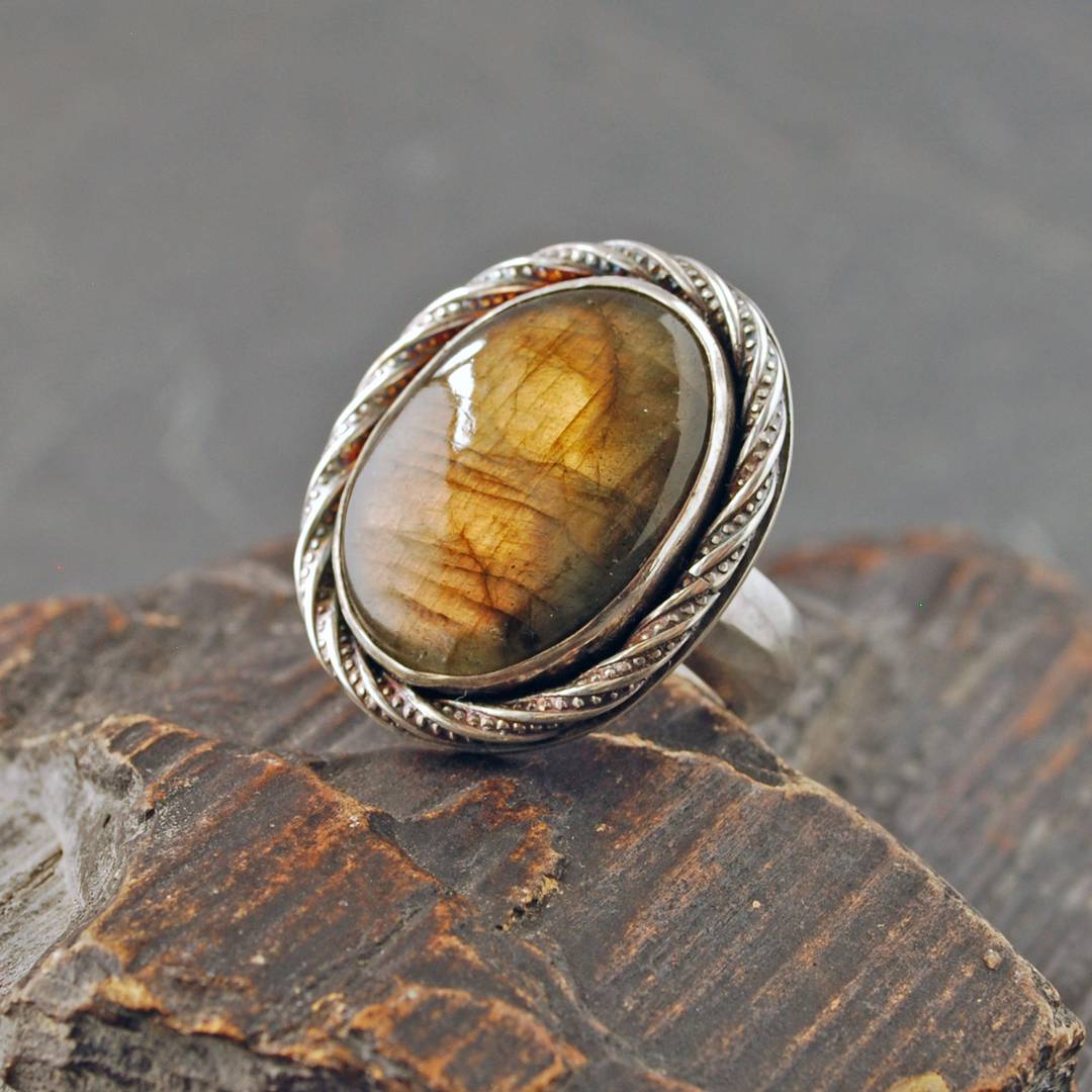 Gold colored labradorite ring