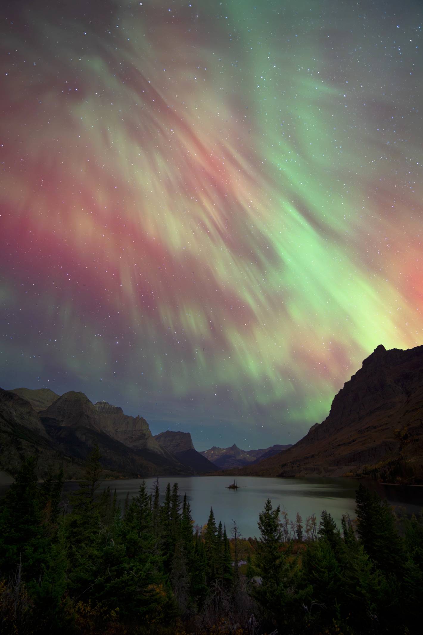 Aurora over Glacier