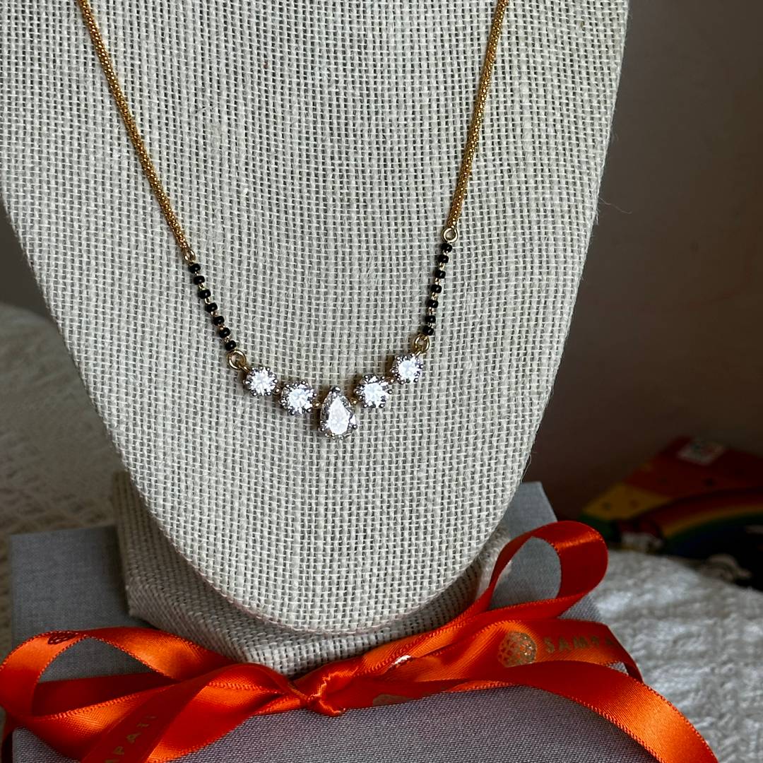 A celebrity-style solitaire mangalsutra