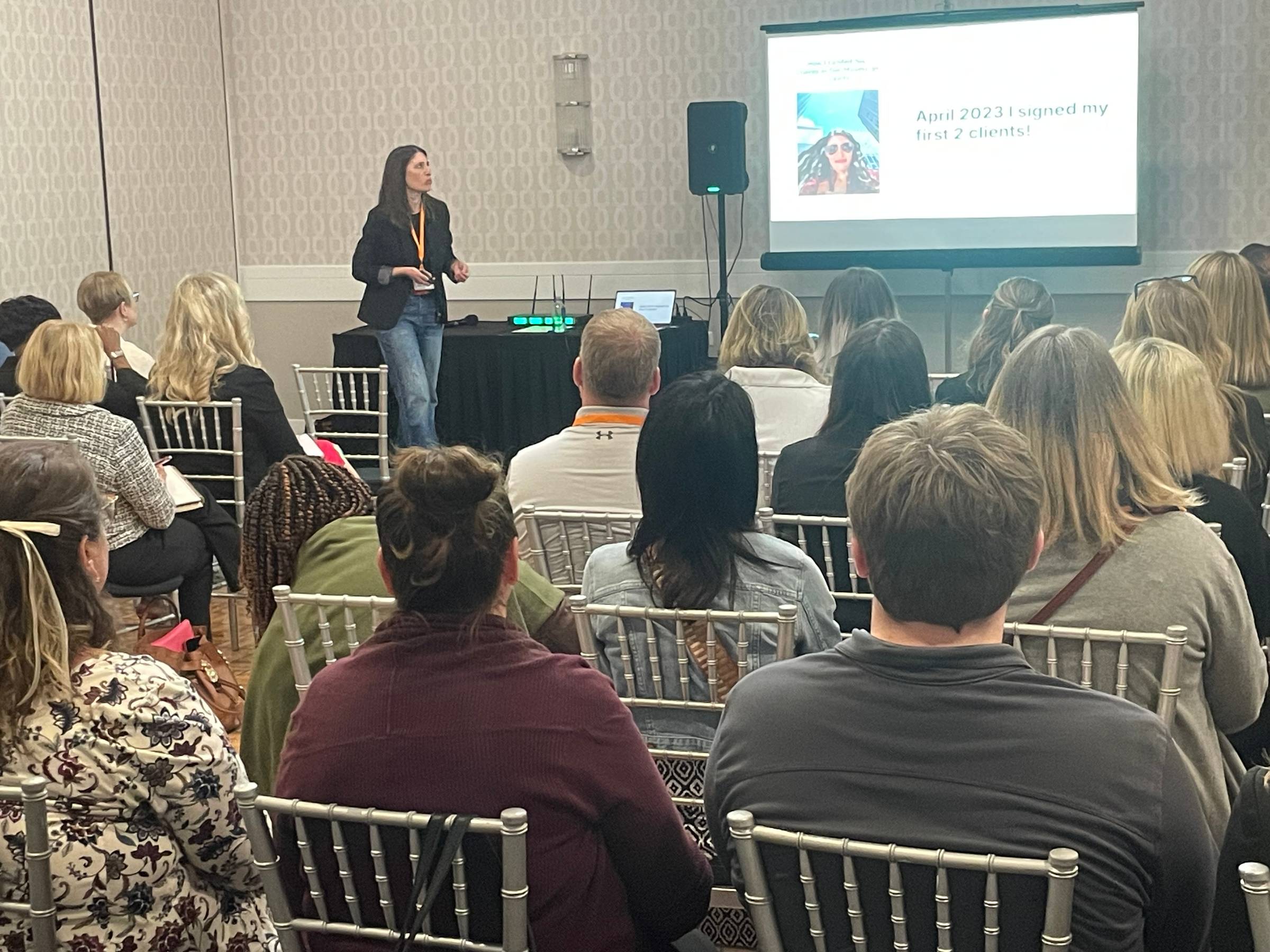 Allison Ditmer talking about LinkedIn to a crowd
