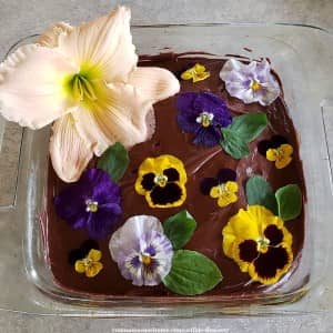 cake with edible flowers