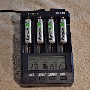 OPUS BT C3400 charger