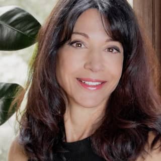 Image for Elizabeth Borelli