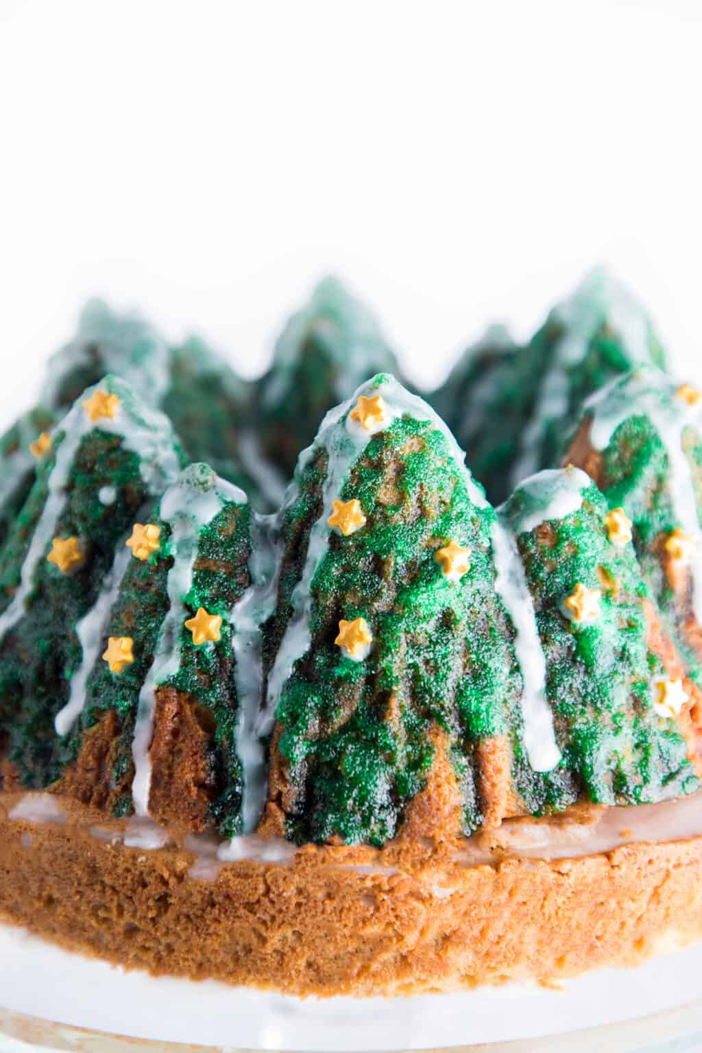 christmas tree cake