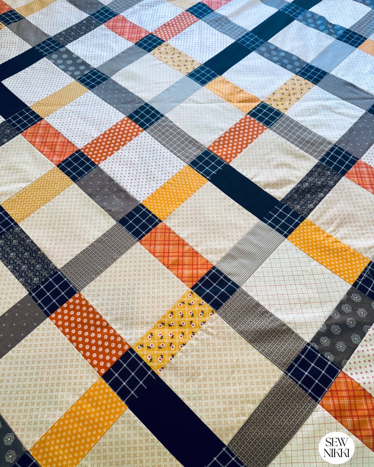 disappearing nine patch block quilt pattern