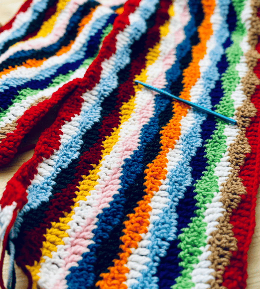 Wavy Crochet Scarf Pattern