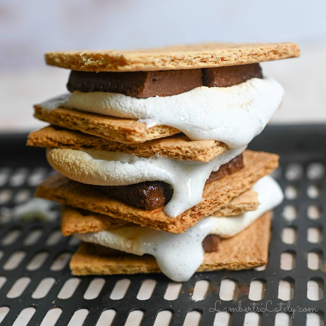 s'mores stacked on an air fryer rack.