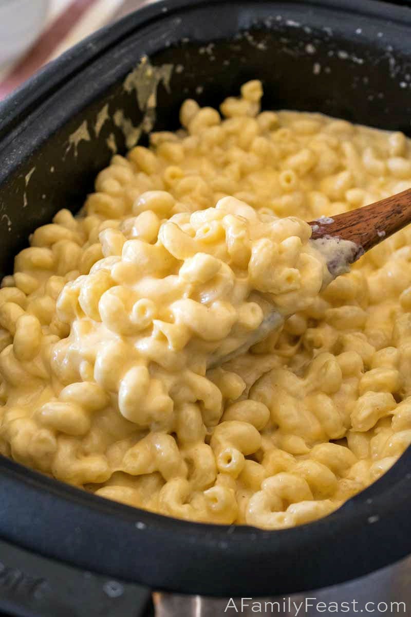 Slow Cooker Mac & Cheese