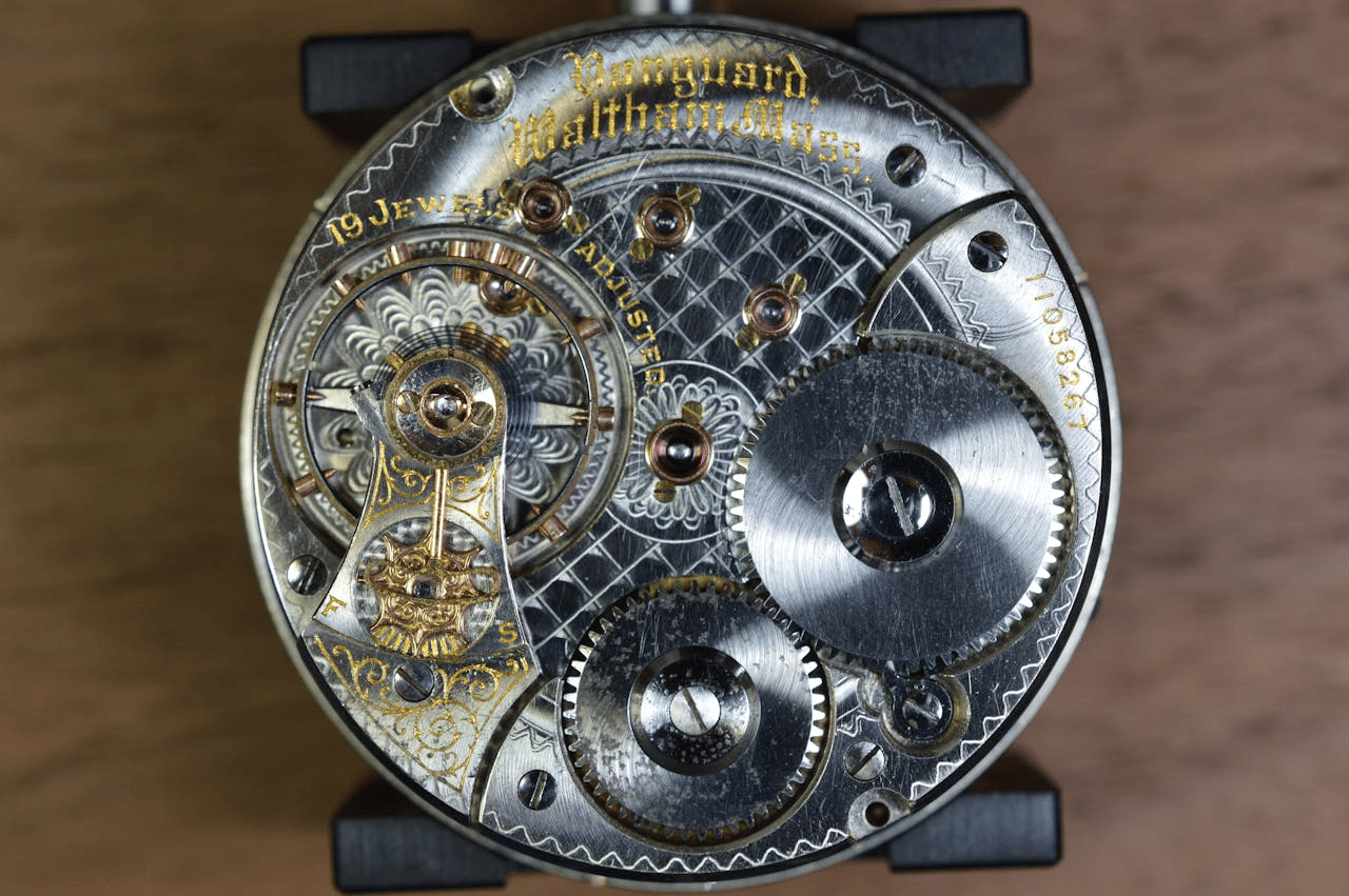 A photo of a watch interior