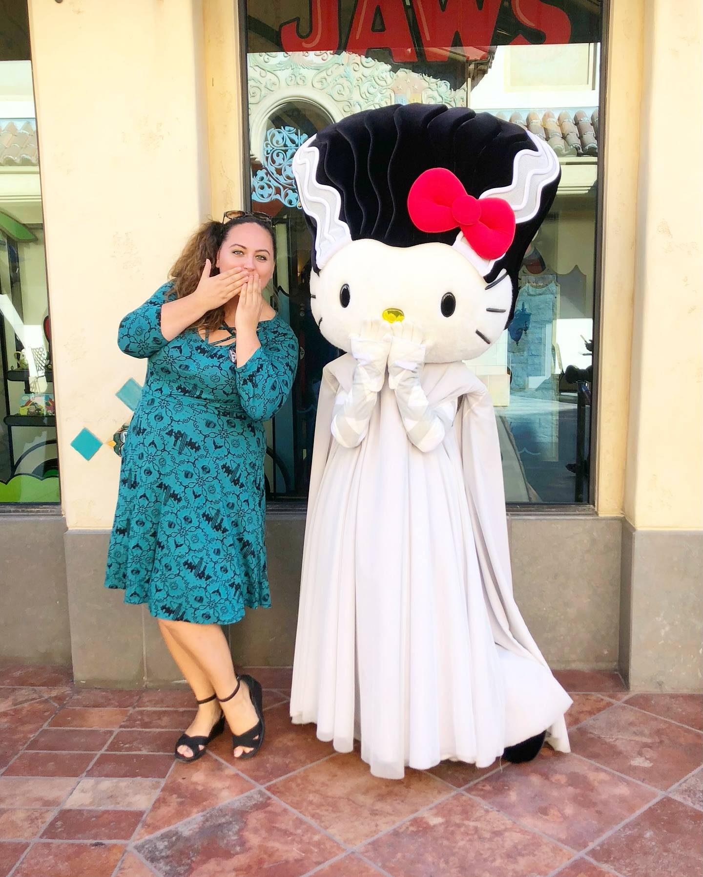 Tiffany with Hello Kitty dressed as The Bride to celebrate Universal Studios Hollywood Fan Fest Nights