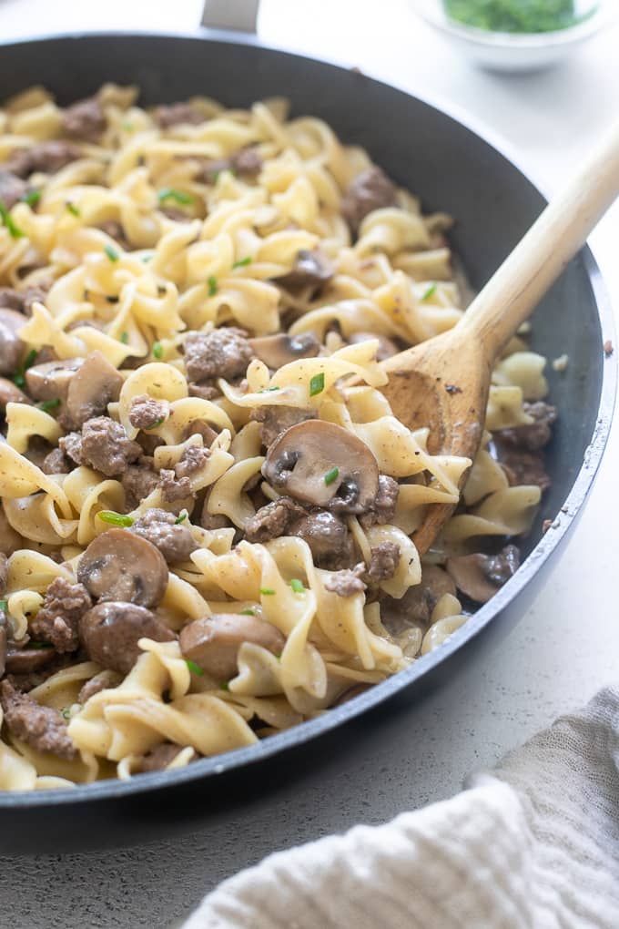 Ground beef stroganoff