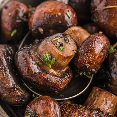 Roasted mushrooms with herbs