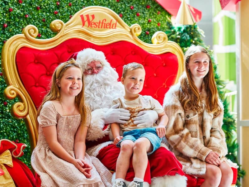 Best Places in Melbourne to Get Santa Photos in 2024